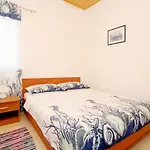 Mond Gornji Karin