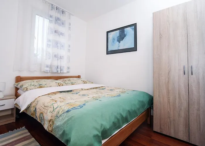 Mond Διαμέρισμα Gornji Karin