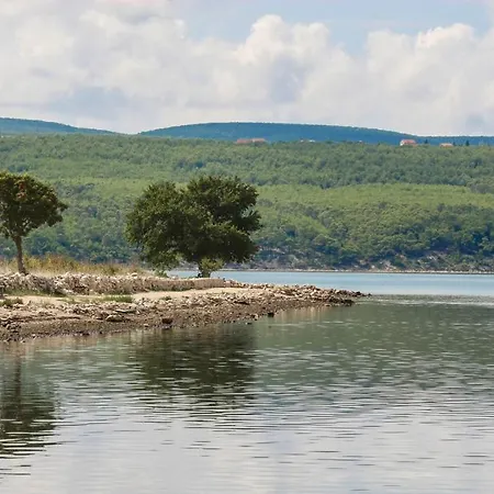 Mond Apartment Gornji Karin